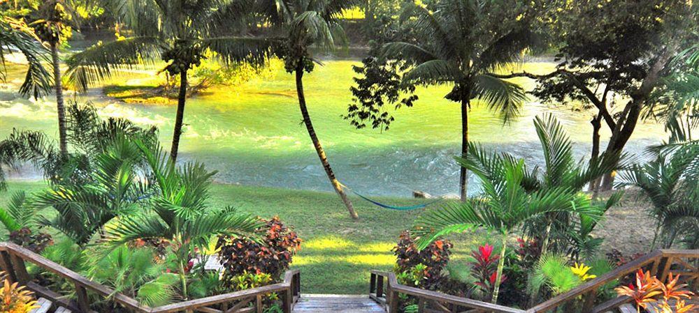 Mahogany Hall Luxury Boutique Resort San Ignacio Exteriör bild