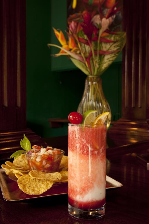 Mahogany Hall Luxury Boutique Resort San Ignacio Exteriör bild