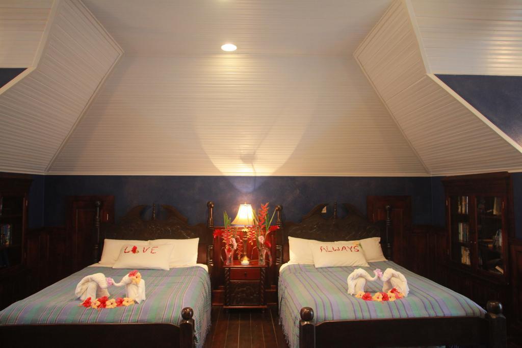 Mahogany Hall Luxury Boutique Resort San Ignacio Exteriör bild