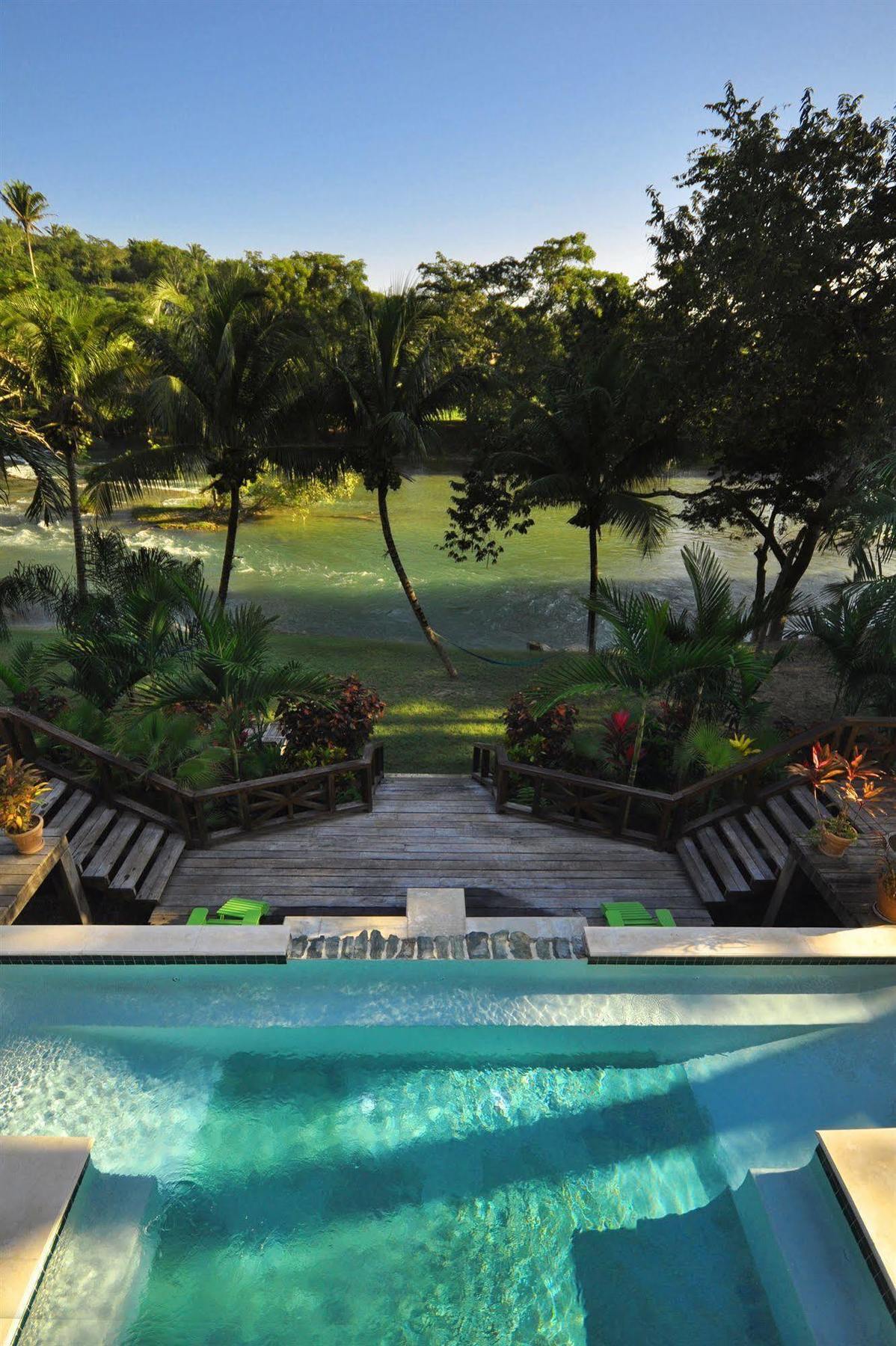 Mahogany Hall Luxury Boutique Resort San Ignacio Exteriör bild